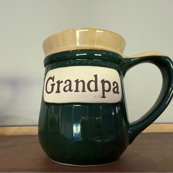 Cracker Barrel NWOT 17 oz glazed mug pair- Grandpa and Grandma - Picture 2 of 5